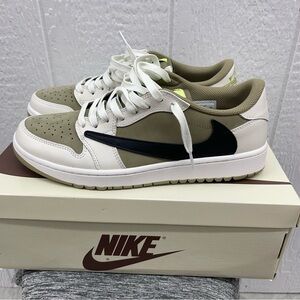 Jordan 1 Low Travis Scott GOLF size 10